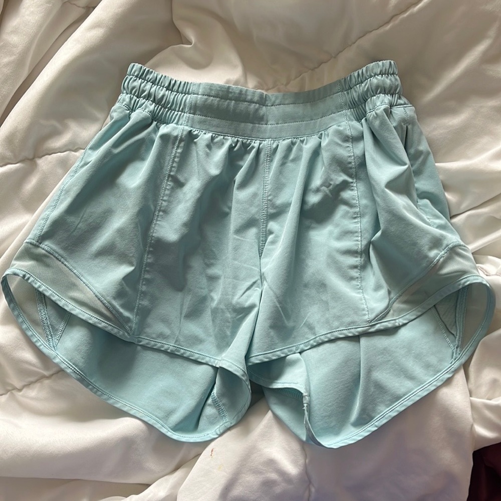 light blue lululemon shorts size 4 perfect condition